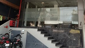 숙박 시설 정면