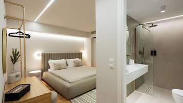 4 chambres, fer et planche à repasser, Wi-Fi, draps fournis