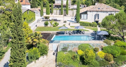 Domaine de la roque ! Piscine privée, Ping pong, BBQ, Salle de sport