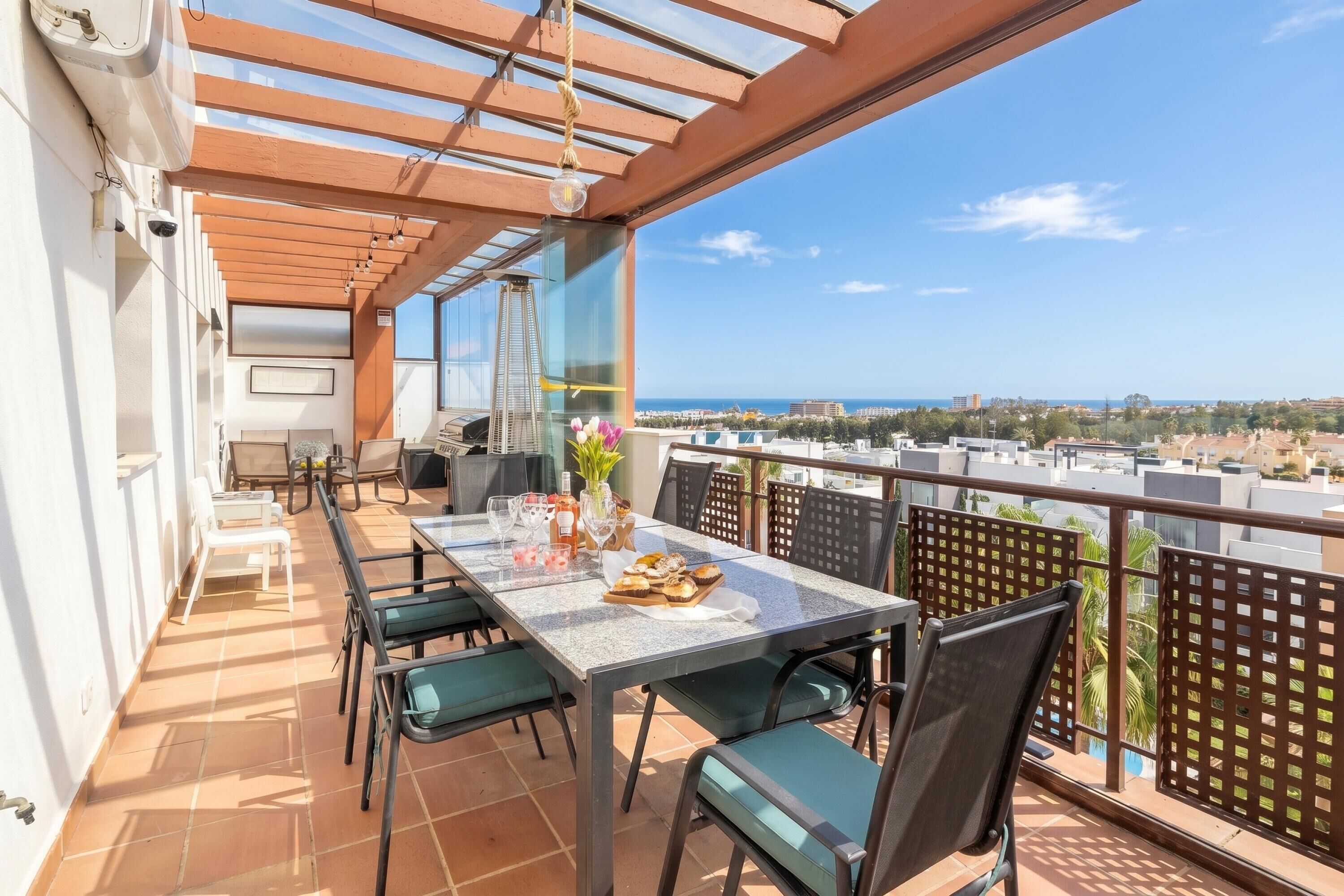Family Penthouse, Multiple Bedrooms, 2 Bathrooms (Luxury la Cala Penthouse walking To) | Outdoor dining