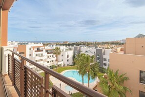 Family Penthouse, Multiple Bedrooms, 2 Bathrooms (Luxury Cala Blanca Walking To Beach) | Property grounds - Luxury Cala Blanca Walking To Beach (Mijas)