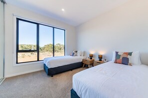 3 bedrooms, desk, iron/ironing board, travel cot