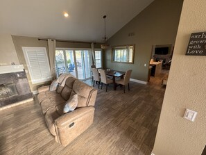 Smart TV, fireplace, books, stereo - Riverside Retreat: Private Oasis w/ Pool, Hot Tub, Stunning Views! (Riverside)