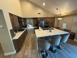 Fridge, microwave, oven, stovetop - Riverside Retreat: Private Oasis w/ Pool, Hot Tub, Stunning Views! (Riverside)