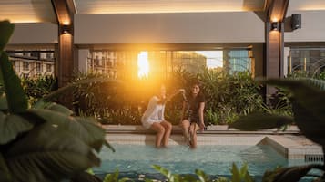 Kolam renang outdoor