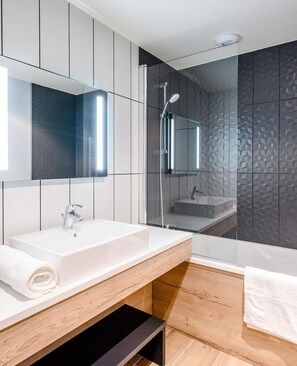 Apartment | Bathroom | Hair dryer