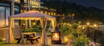 Yeosu Wellstay Pool Villa