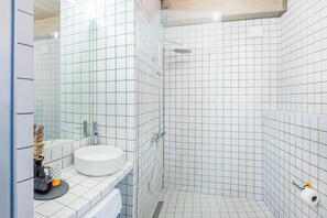 Apartment, City View | Bathroom - HB apartments Mikheil Bukhaidze (Tbilisi)