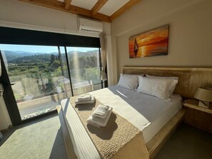 3 bedrooms, iron/ironing board, travel cot, WiFi - Seaside Suite 4 -Modern & Comfort (Episkopos)