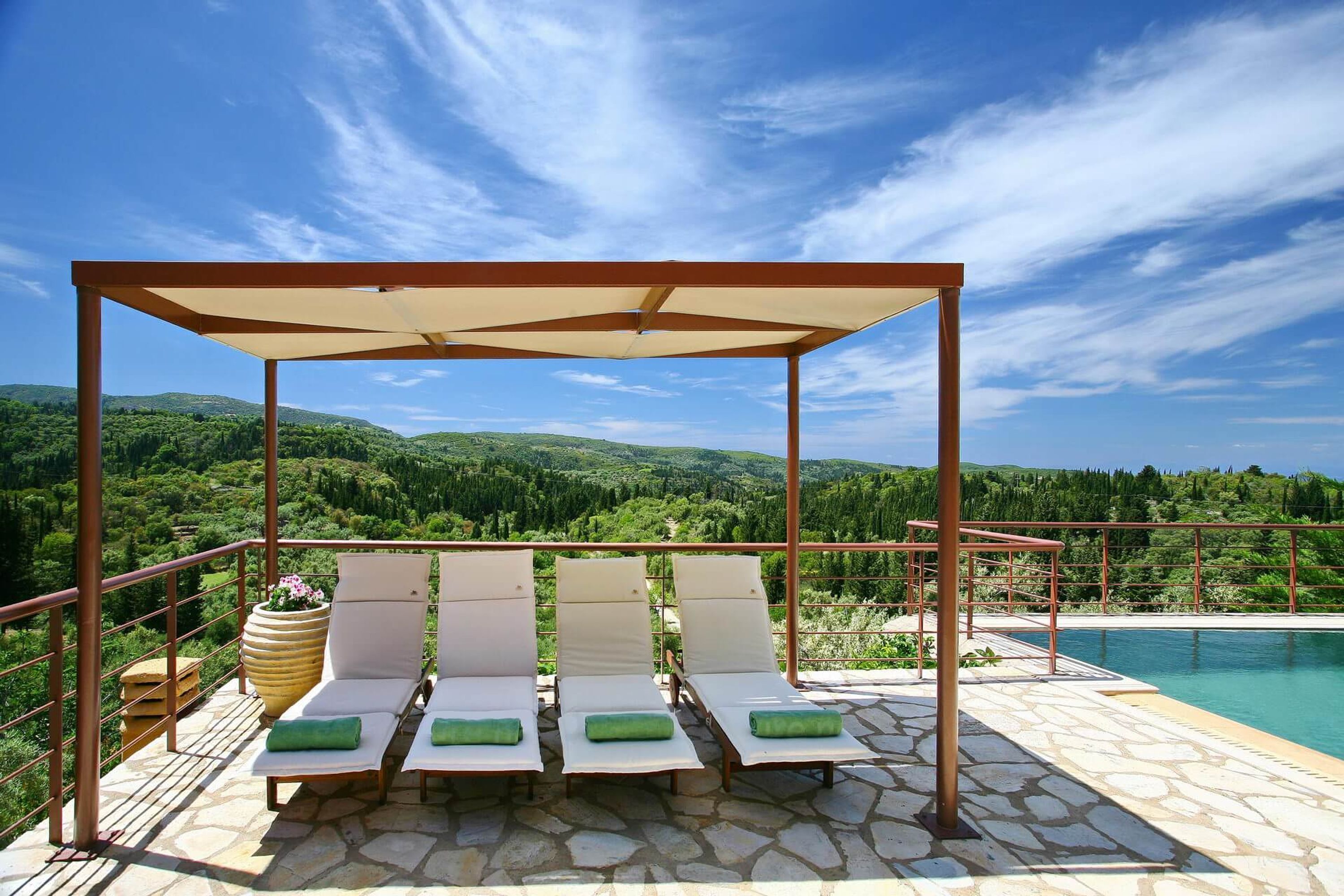 Villa, Smoking | 9 bedrooms, soundproofing