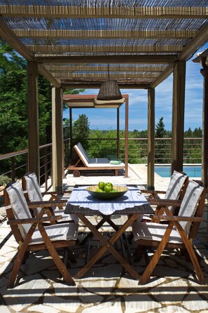 Villa, fumadores | 9 dormitorios