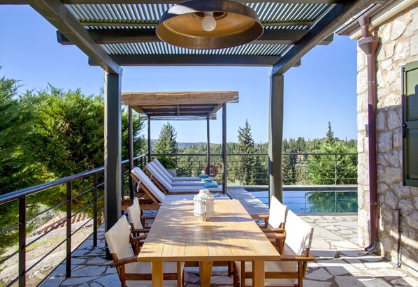 Villa, fumadores | 9 dormitorios