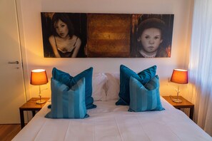 2 chambres, fer et planche à repasser, Wi-Fi, draps fournis