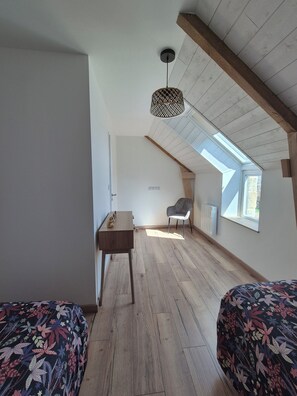 3 bedrooms, WiFi, bed sheets