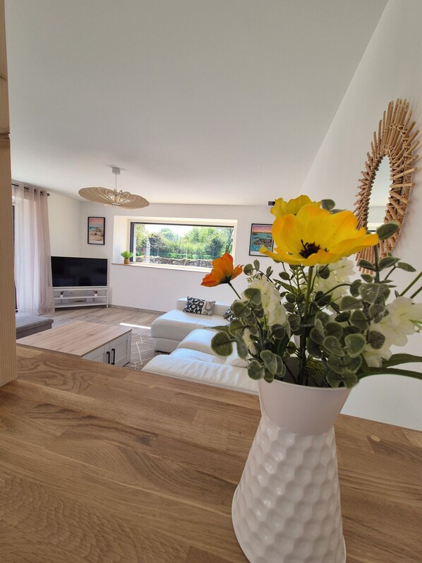 Interior - Charming, quiet farmhouse for 6 people (Brech)