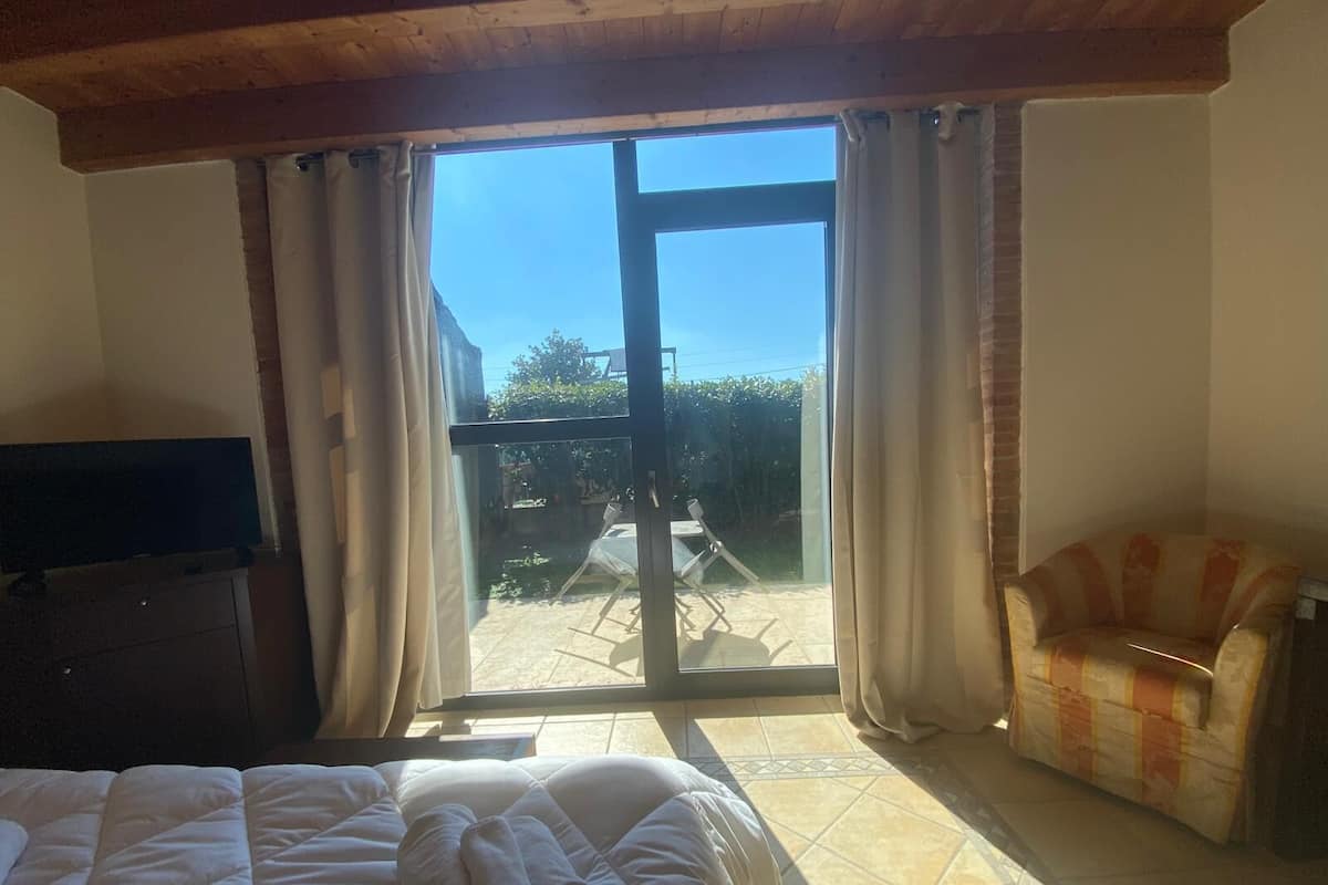 Apartamento básico | 1 dormitorio, caja fuerte, sistema de insonorización