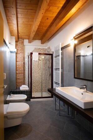 In-room safe, soundproofing, iron/ironing board, free WiFi - Tenuta Molino dei Sassi (Zevio)