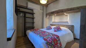 2 chambres, fer et planche à repasser, lit parapluie, Wi-Fi