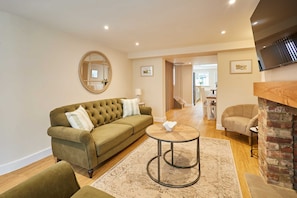House | 3 bedrooms - Host Stay Ginger Bread Cottage (Middlesbrough)