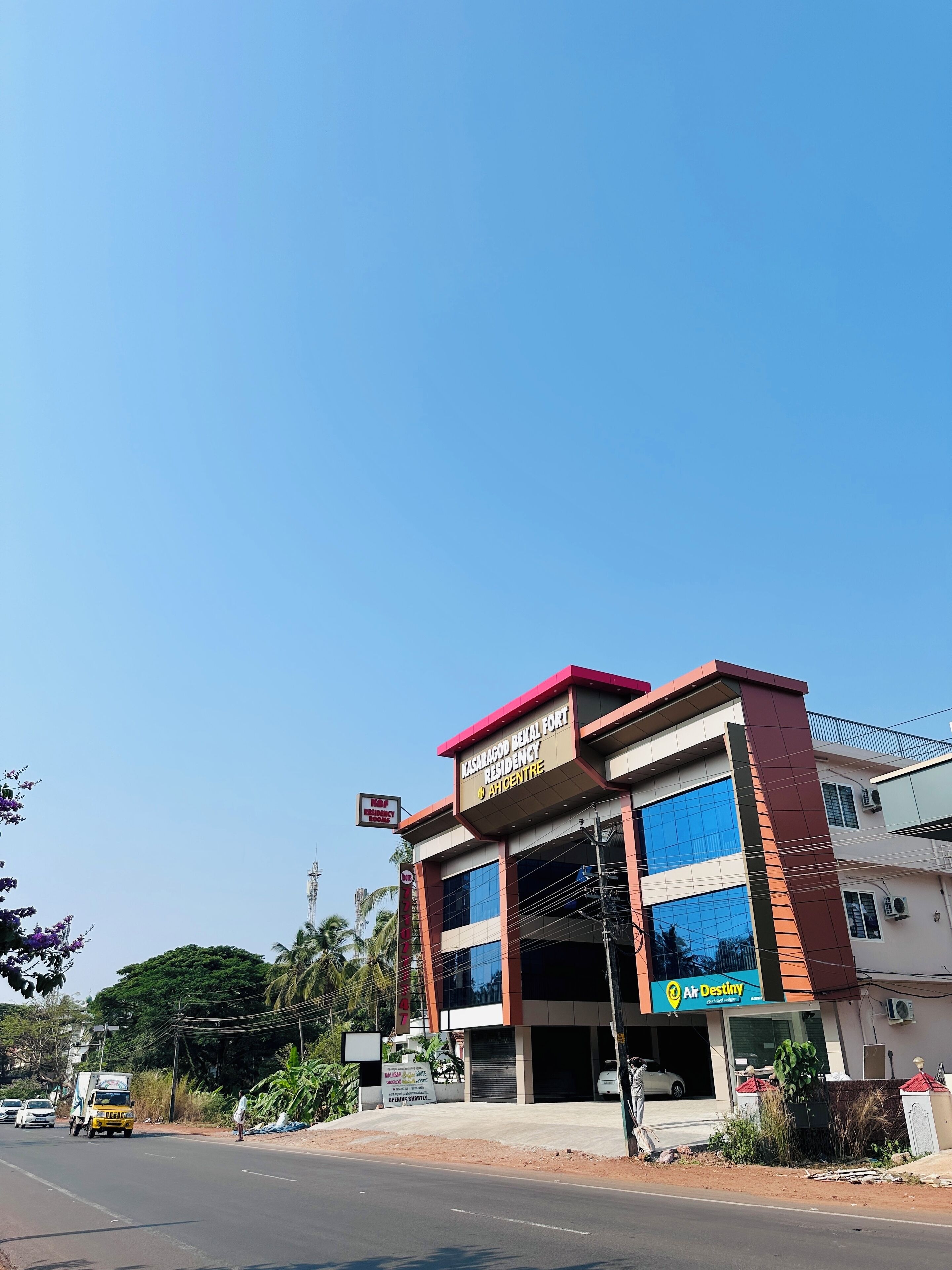 施設の正面