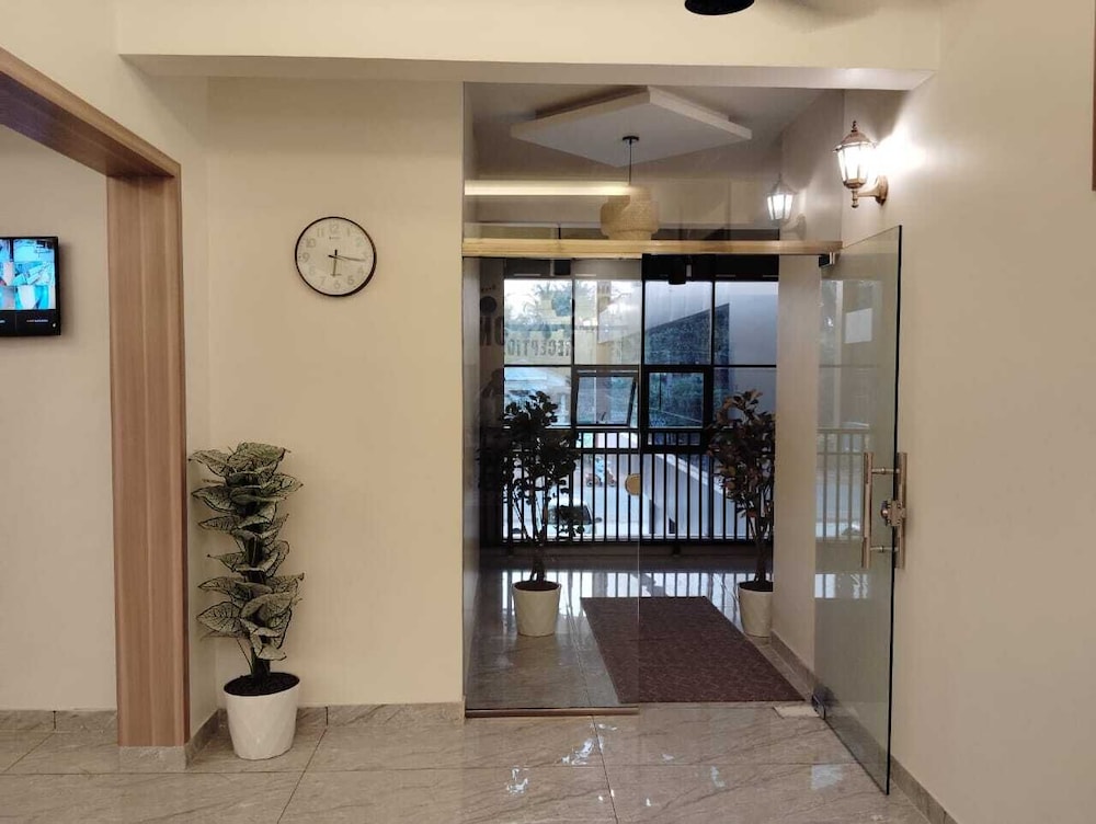 2 Star Hotels