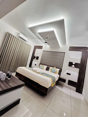 Deluxe Double Room, City View | Free WiFi - KASARAGOD BEKAL FORT RESIDENCY (Kasaragod)