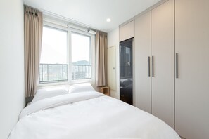 Comfort Twin Room | Blackout drapes, iron/ironing board, free WiFi - GUDO RESIDENCE CHUNGMURO (Seoul)