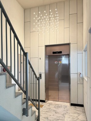 Interior - GUDO RESIDENCE CHUNGMURO (Seoul)