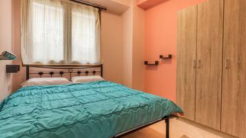 1 soverom, strykejern/-brett, wi-fi og sengetøy