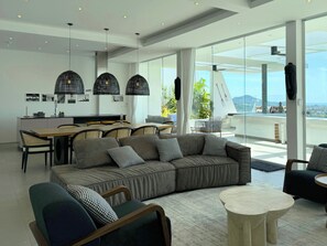 Huvila, merinäköala | Oleskelualue