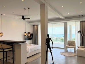 Villa, vue mer | 4 chambres, coffres-forts dans les chambres, fer et planche à repasser