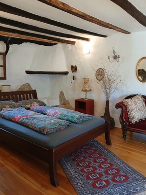 2 bedrooms, bed sheets