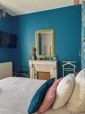 Soundproofing, free WiFi, bed sheets - La Belle Époque  (Cournon-d'Auvergne)