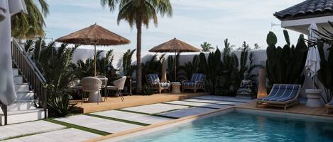 Kolam renang outdoor