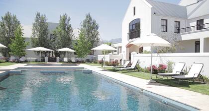 Winelands Golf Lodges at De Zalze
