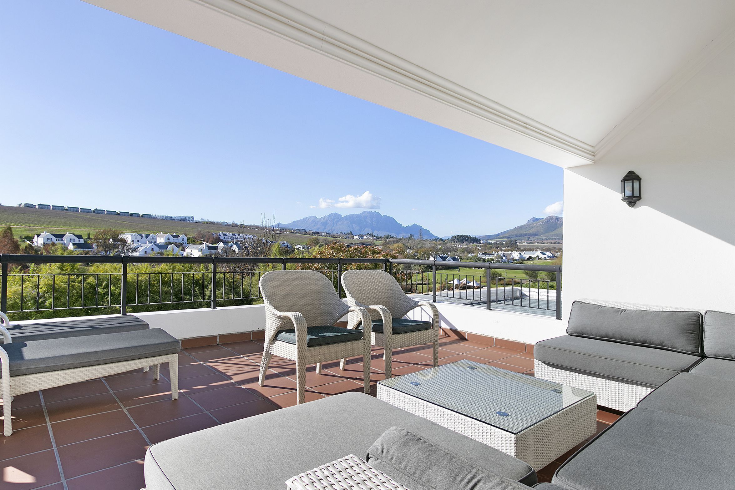 Executive Villa | Terrace/patio