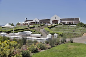 Golf view - Winelands Golf Lodges at De Zalze (Cape Town)
