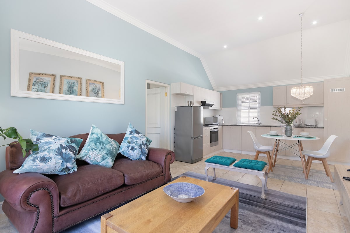 Premium House | Living area | Heated floors