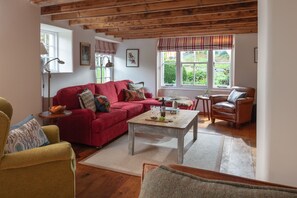 Smart TV - Calenick -  a stylish cottage that sleeps 8 guests in 4 bedrooms (Trelights)