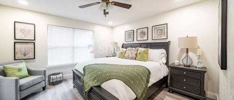 3 quartos, ferros/tábuas de passar roupa, Wi-Fi, roupa de cama