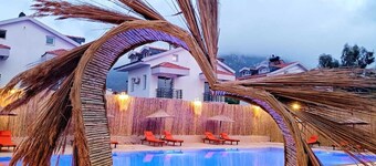 SUREYYA HOTEL BY KALIPSO