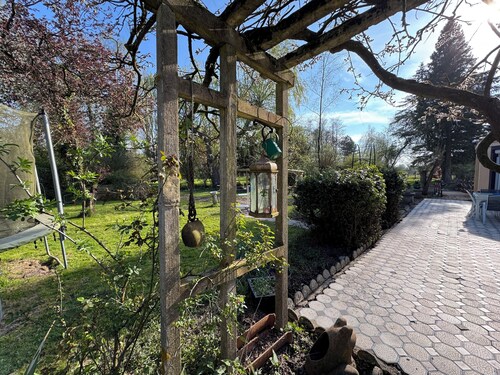 Gîte au coeur du marais Tilques ( île privée) sur 1 hectare