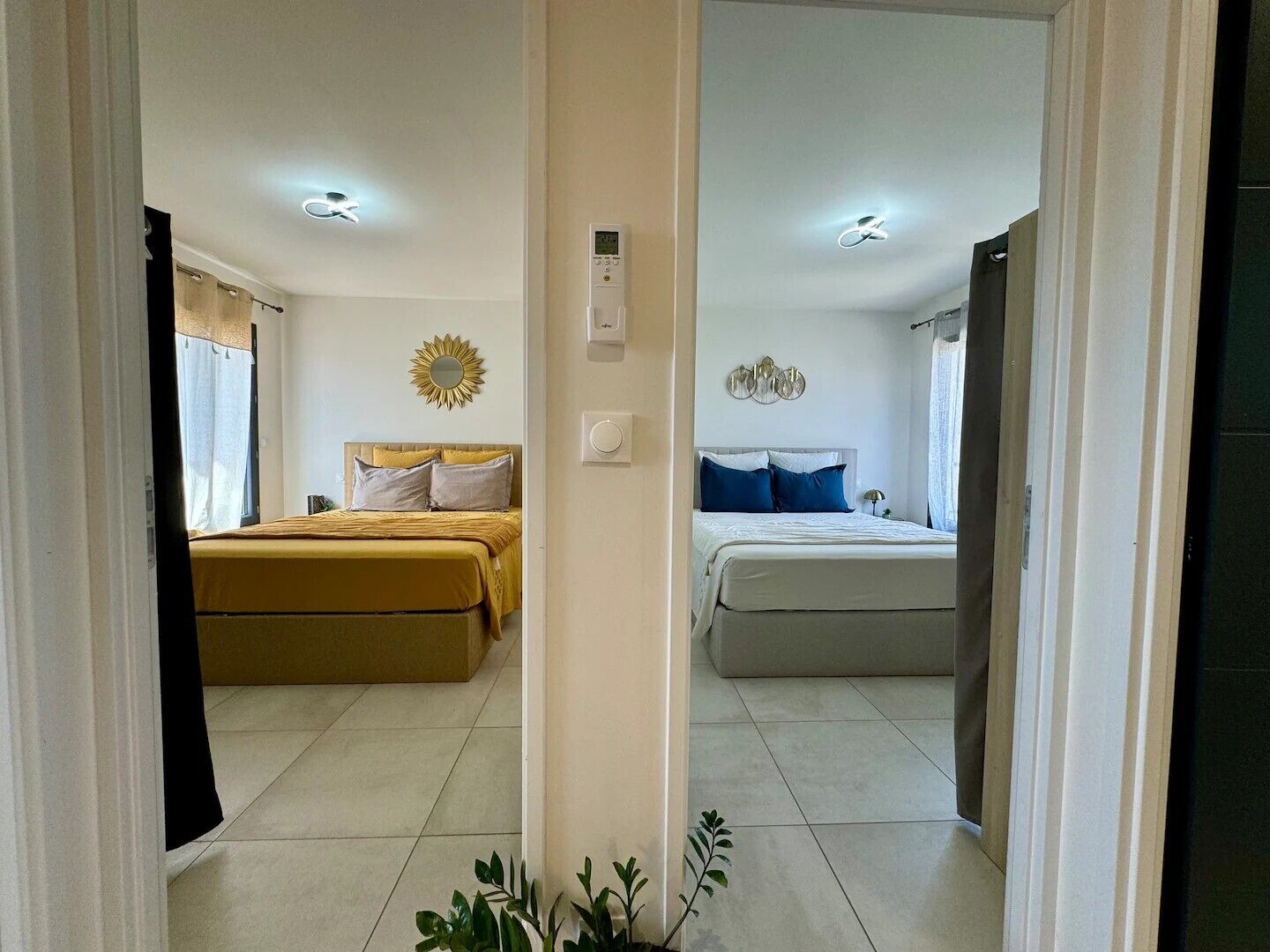 2 slaapkamers, een strijkplank/strijkijzer, reisbedje, gratis wifi