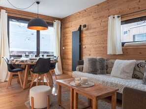 TV - Modern comfort in Val Thorens – 5 people, ski-in/ski-out, quiet area (Val Thorens)