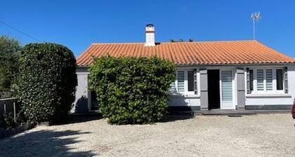 Holiday Home in Noirmoutier - 4 People - Pets Allowed