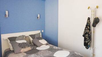 2 bedrooms, Internet