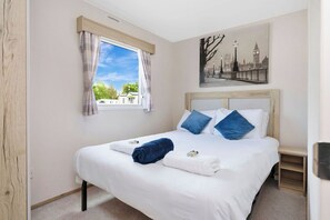 3 habitaciones, escritorio, wifi gratis y ropa de cama 