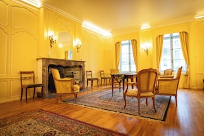 Executive lounge