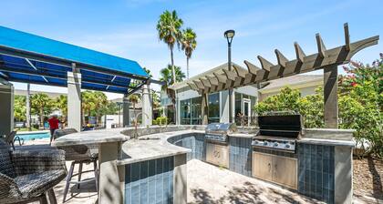 2-Bed/2-Bath Tampa Apartment: Comfort Meets Convenience for Corporate Travelers