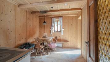 Villa | Dining